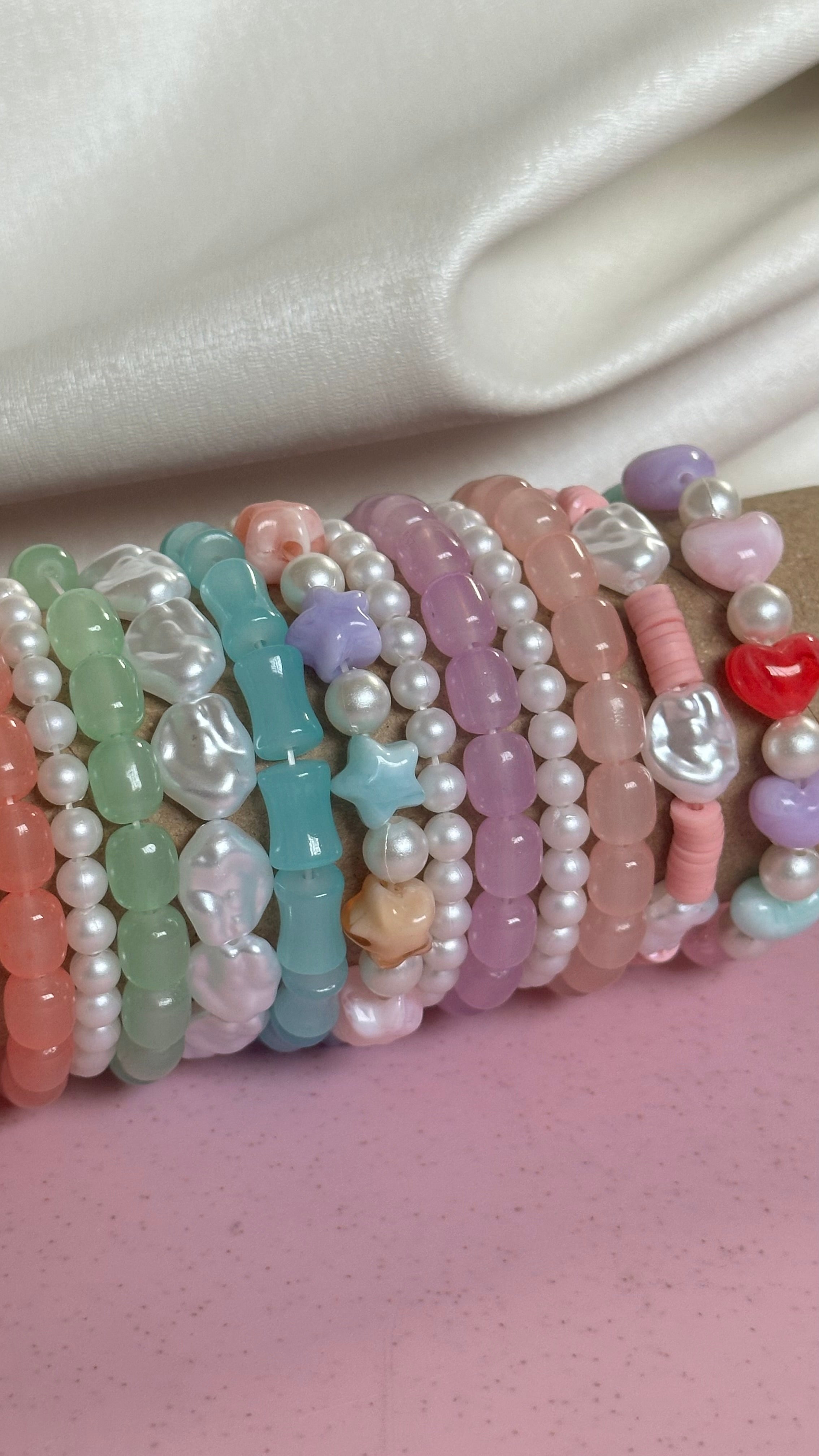 Elastic summer bracelet stack