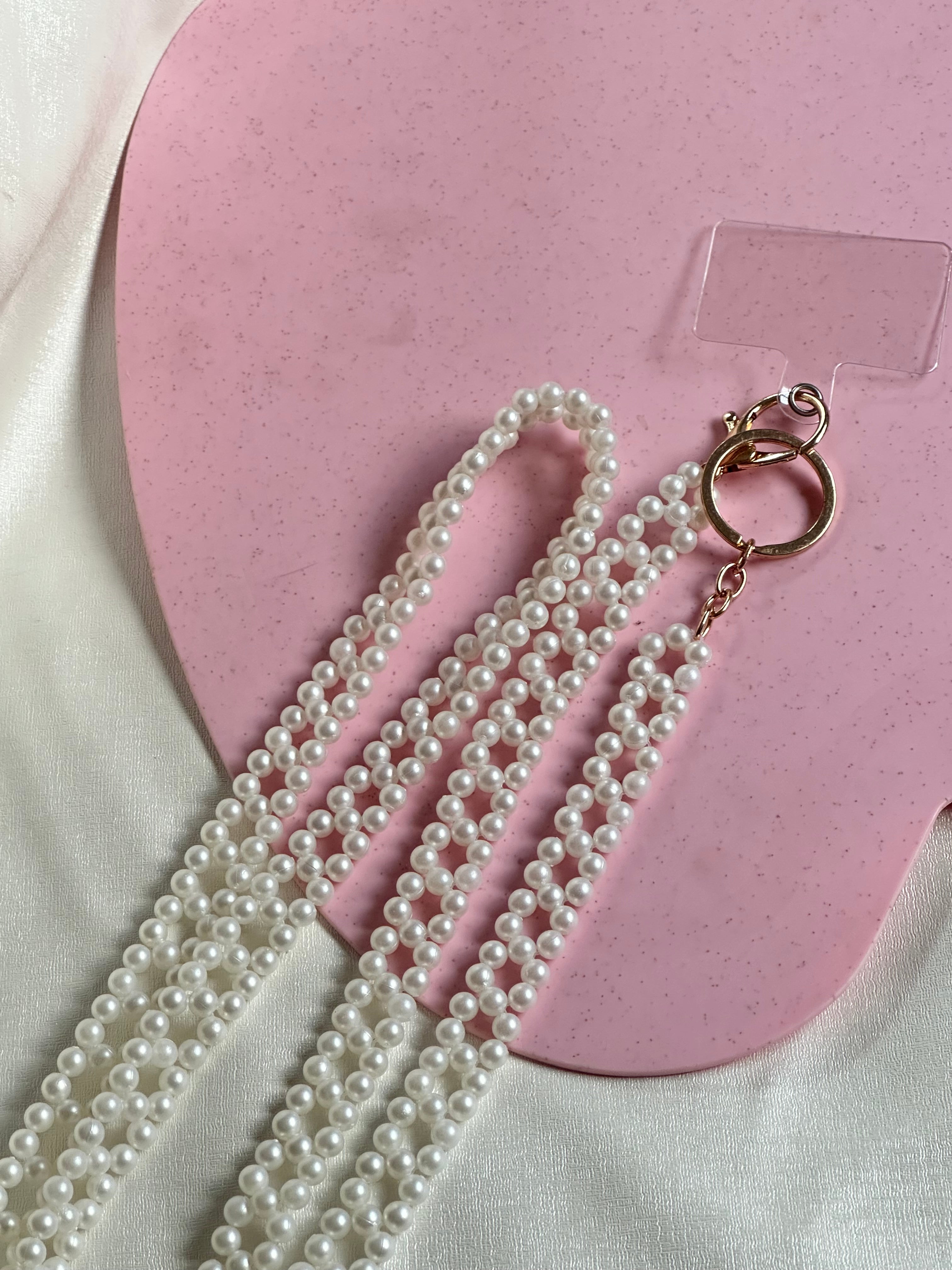 Pearl flower phone lanyard
