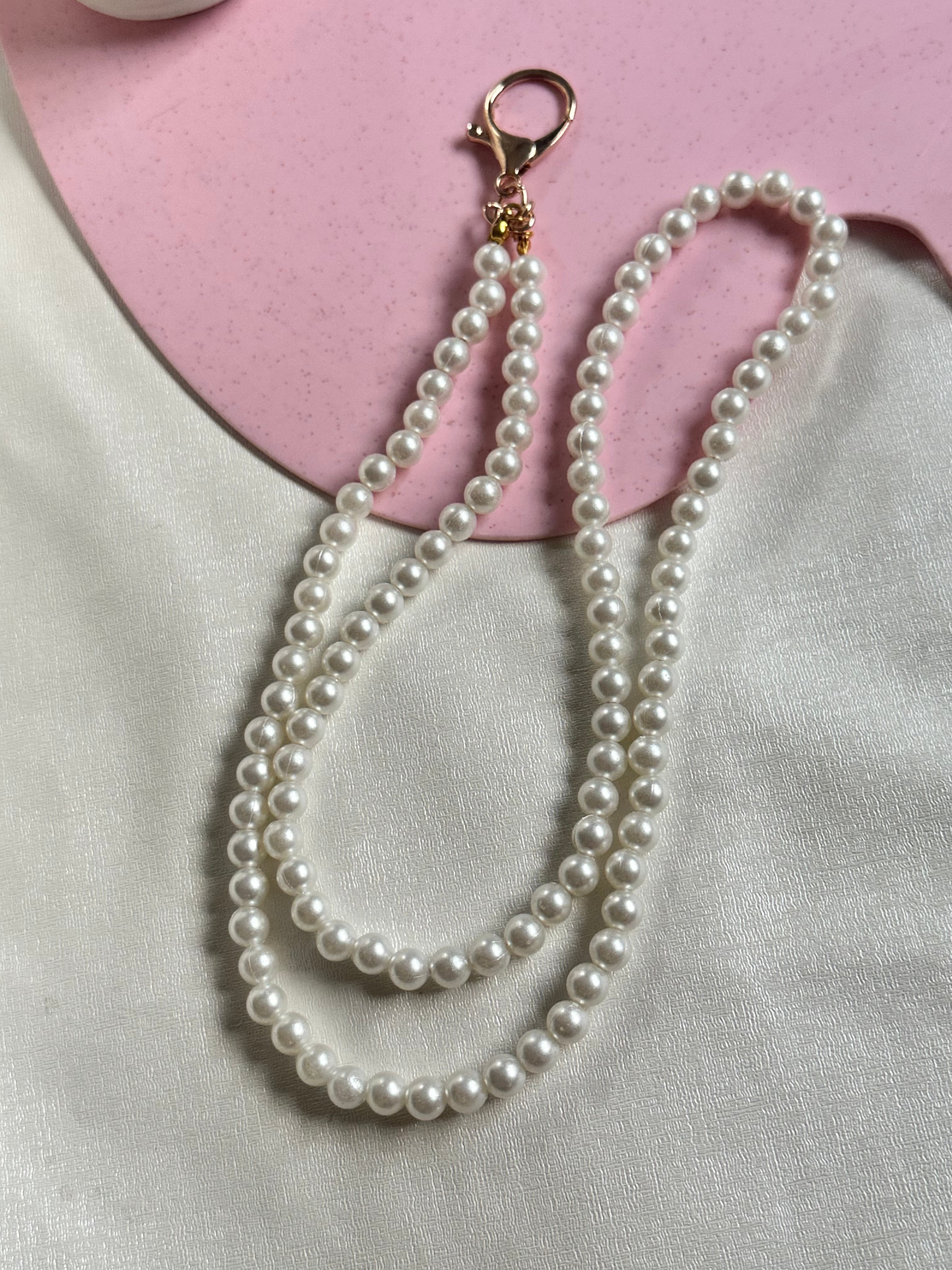 Pearl lanyard