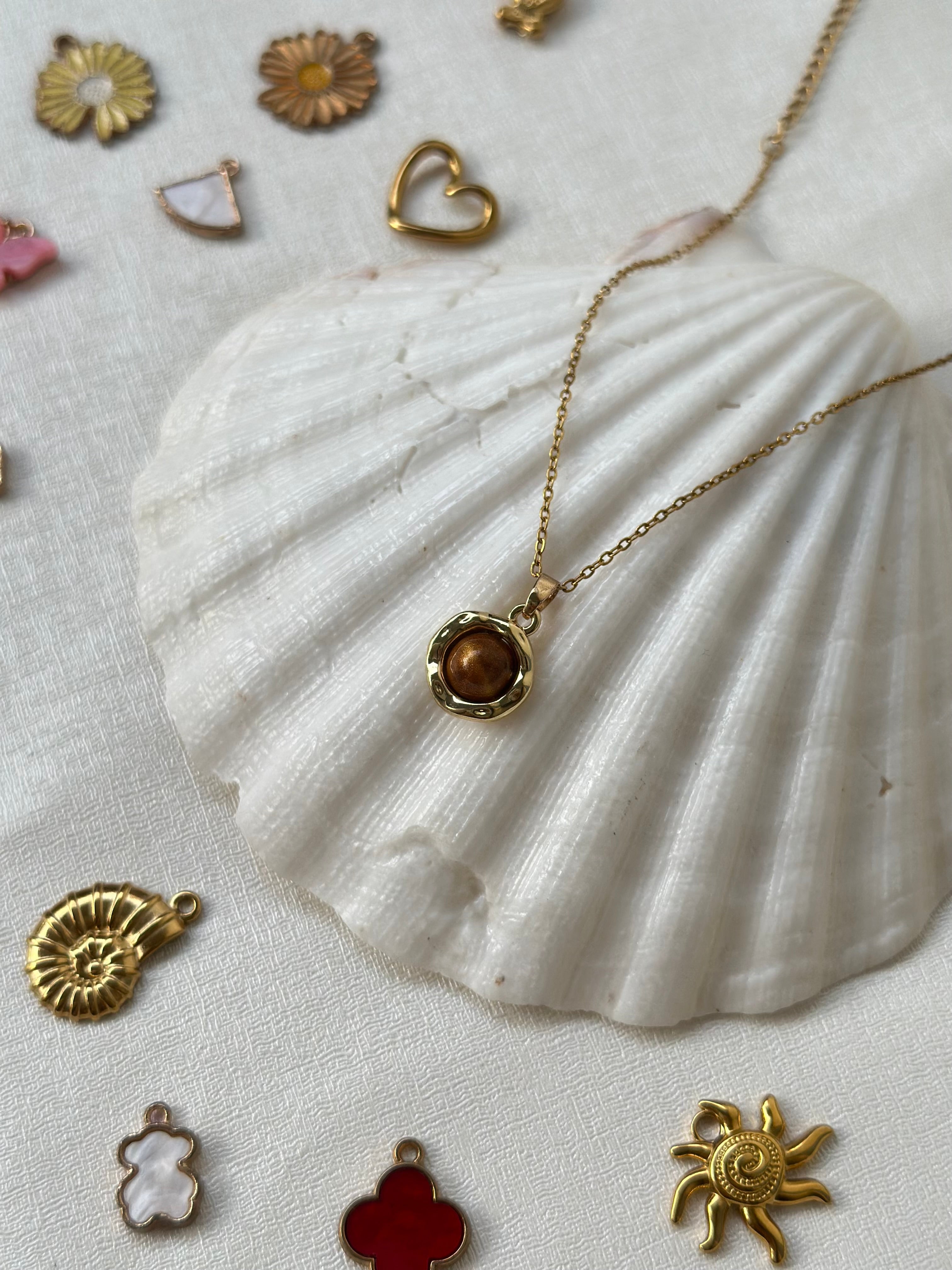 Venus pendant